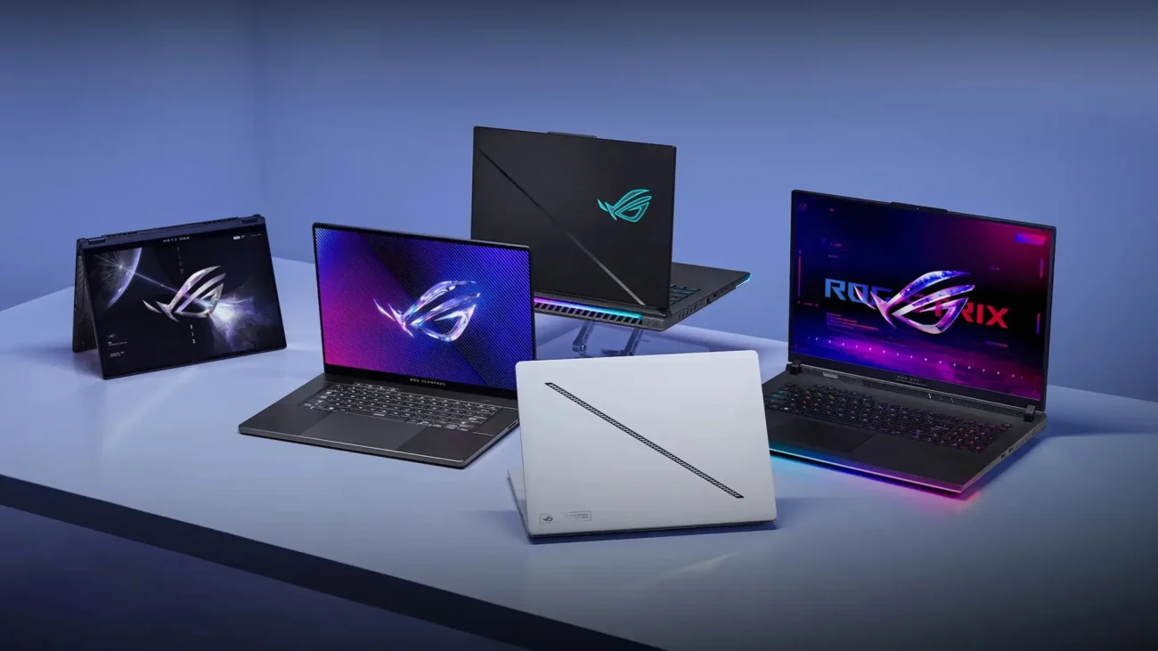 Gaming Laptop vs Normal Laptop comparison in 2026 showing performance, battery life, graphics card, portability, and gaming capabilities.