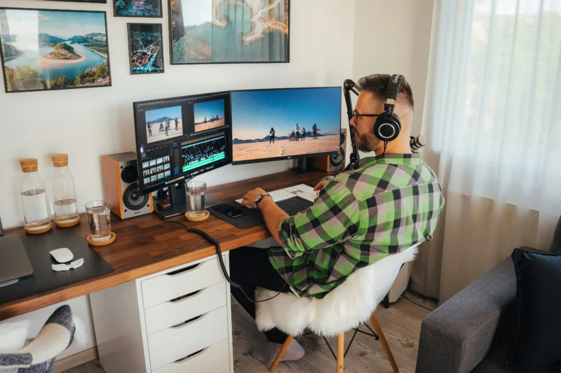 How to make money on Fiverr in 2026 — freelancer working on laptop building Fiverr gigs and earning online income